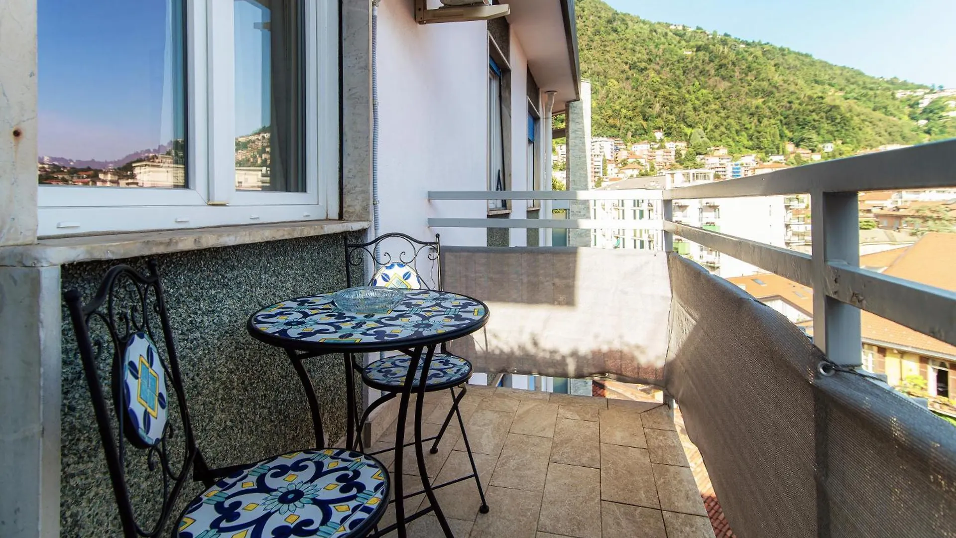 Turchese - By Myhomeincomo 0*, Como İtalya